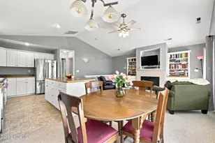 313 Sir Chandler Dr, Kill Devil Hills, NC 27948 - Photo 11