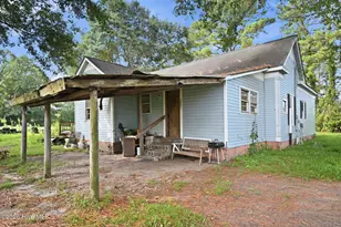 422 Cornwallis Rd, Teachey, NC 28464 - Photo 29