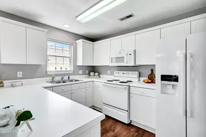 1608 Willoughby Park Court #Unit 8, Wilmington, NC 28412 - Photo 15