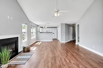 1608 Willoughby Park Court #Unit 8, Wilmington, NC 28412 - Photo 11