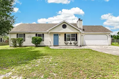 409 E Volant Street, Hubert, NC 28539 - Photo 1