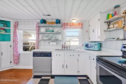 166 Ocean Boulevard W, Holden Beach, NC 28462 - Photo 15