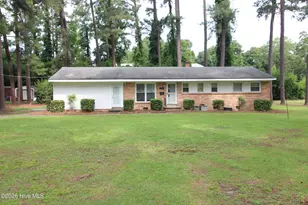 680 S May St, Southern Pines, NC 28387 - Photo 3