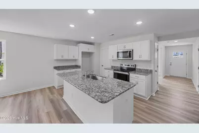 891 Plymouth Road, Boiling Spring Lakes, NC 28461 - Photo 7