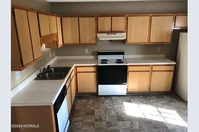 1112 Pueblo Drive, Jacksonville, NC 28546 - Photo 3