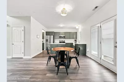 127 Peggys Trace, Sneads Ferry, NC 28460 - Photo 17