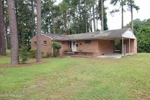 650 S May St, Southern Pines, NC 28387 - Photo 1