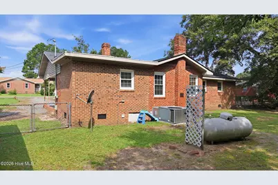 100 N Parks Drive, Pikeville, NC 27863 - Photo 5