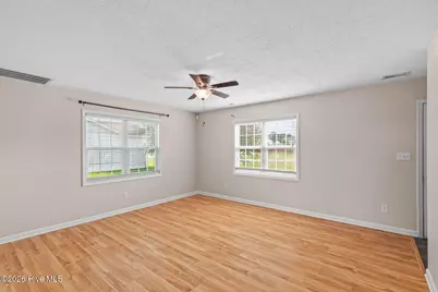 303 Mann Street, Hubert, NC 28539 - Photo 7