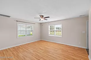 303 Mann St, Hubert, NC 28539 - Photo 7