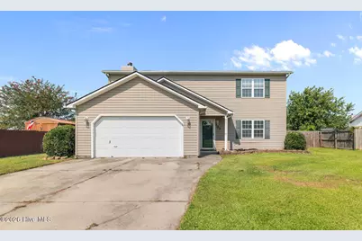 303 Mann Street, Hubert, NC 28539 - Photo 1