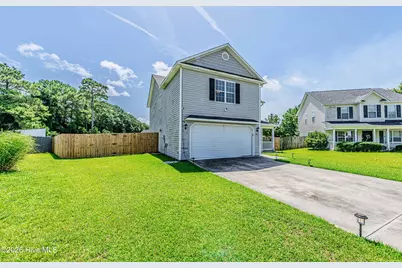 106 Chinkapin Court, Jacksonville, NC 28546 - Photo 3