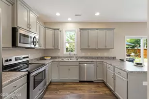3212 Kellerton Pl, Wilmington, NC 28409 - Photo 17