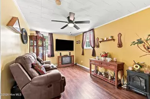 403 Hickory Ct, Jacksonville, NC 28540 - Photo 29
