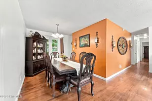 403 Hickory Ct, Jacksonville, NC 28540 - Photo 5