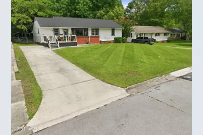 403 Hickory Court, Jacksonville, NC 28540 - Photo 43