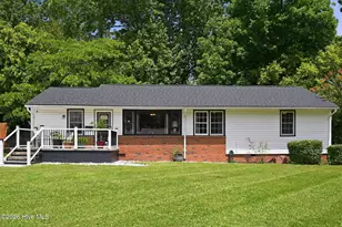 403 Hickory Ct, Jacksonville, NC 28540 - Photo 1
