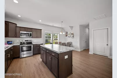 516 Poults Drive, Richlands, NC 28574 - Photo 5