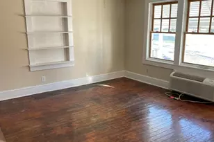 423 Snow Hill St, Ayden, NC 28513 - Photo 3