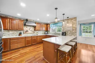 1988 W Lake Shore Dr, Wilmington, NC 28401 - Photo 9