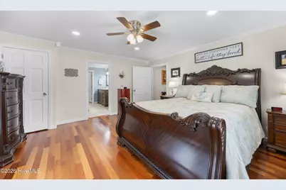 1988 W Lake Shore Drive, Wilmington, NC 28401 - Photo 15
