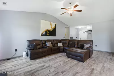 2820 Walter Drive, New Bern, NC 28562 - Photo 5