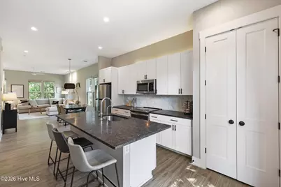 347 McIvers Alley, Wilmington, NC 28401 - Photo 13