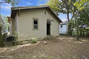 207 N 12th St, Wilmington, NC 28401 - Photo 15