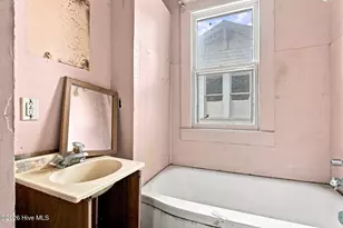 207 N 12th St, Wilmington, NC 28401 - Photo 33