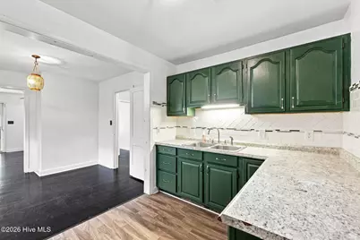106 S Griffin Street, Elizabeth City, NC 27909 - Photo 9