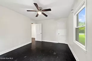 106 S Griffin St, Elizabeth City, NC 27909 - Photo 11