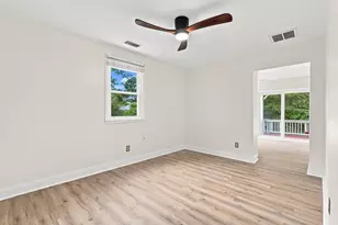 639 W Shore Dr, Swansboro, NC 28584 - Photo 21