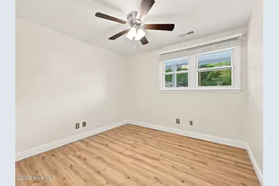 639 W Shore Drive, Swansboro, NC 28584 - Photo 29