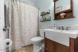 221 Palomino Ln, Swansboro, NC 28584 - Photo 23