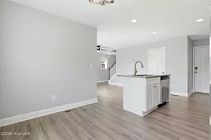 935 W Illinois Ave, Southern Pines, NC 28387 - Photo 31