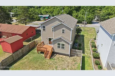 935 W Illinois Avenue, Southern Pines, NC 28387 - Photo 9