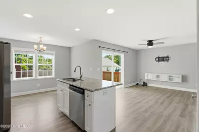 935 W Illinois Avenue, Southern Pines, NC 28387 - Photo 29