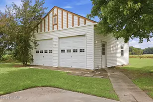 1601 Tyner Rd, Williamston, NC 27892 - Photo 37