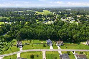 203 Russell Farm Dr, Hubert, NC 28539 - Photo 45