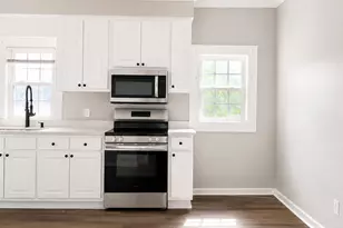 1100 Churchill Ave SW, Wilson, NC 27893 - Photo 9