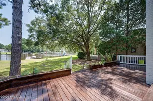 5724 Gondolier Dr, New Bern, NC 28560 - Photo 23