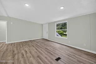 145 Bellhammon Forest Dr, Rocky Point, NC 28457 - Photo 5