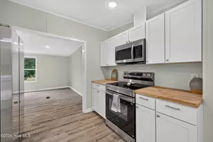 145 Bellhammon Forest Dr, Rocky Point, NC 28457 - Photo 13