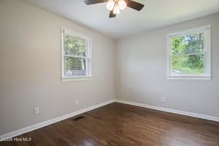 819 Barn St, Jacksonville, NC 28540 - Photo 23