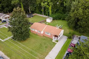 819 Barn St, Jacksonville, NC 28540 - Photo 37