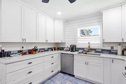 133 NE 29th Street, Oak Island, NC 28465 - Photo 15