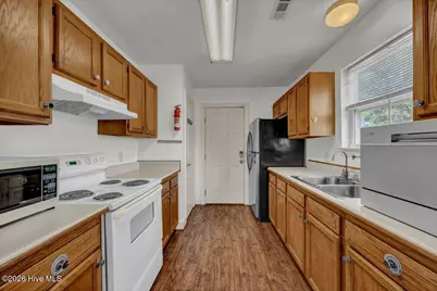 100 S 11th Street, Wilmington, NC 28401 - Photo 11