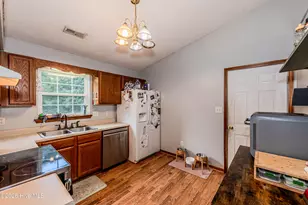 106 Linden Rd, Richlands, NC 28574 - Photo 21