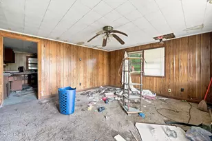 627 Miriam St, Kinston, NC 28504 - Photo 7