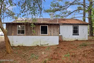 627 Miriam St, Kinston, NC 28504 - Photo 25